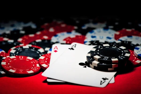 Live Hot Pot dealer table at dukuncuan login casino